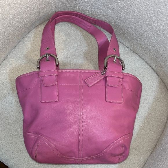 Coach Handbags - Vintage Coach Soho 9544 Y2K Pink Purple Leather Tote Bag w/ Hangtag Silver